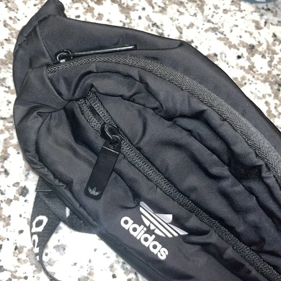 Adidas Fanny Pack - Picture 2 of 5